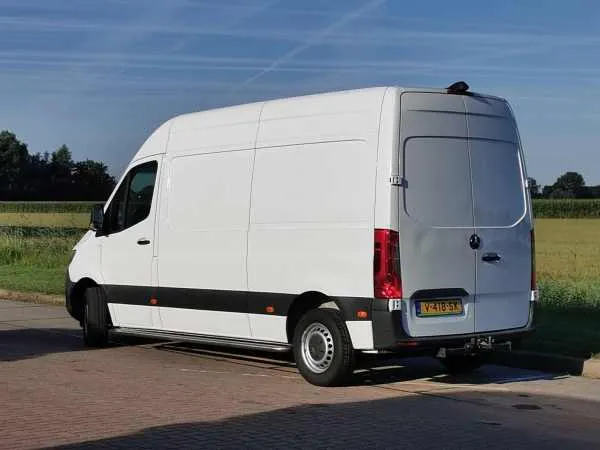 Mercedes-Benz Sprinter 311 CDI Image 5