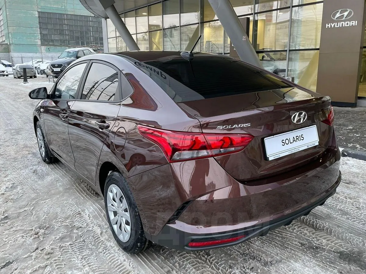 Hyundai Solaris Image 2